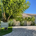 La Ferme Buissonniere 3*