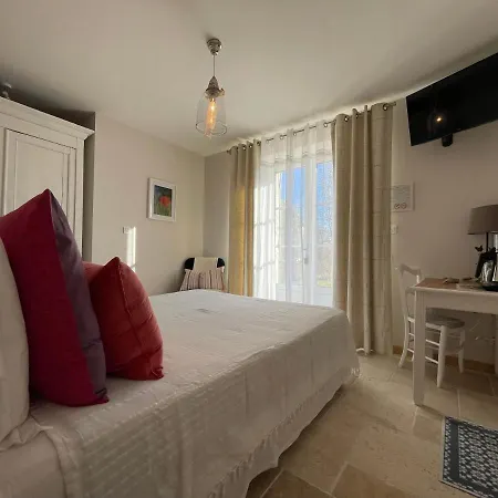 La Ferme Buissonniere Bed & Breakfast Bardou