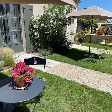 La Ferme Buissonniere Bed & Breakfast 4*