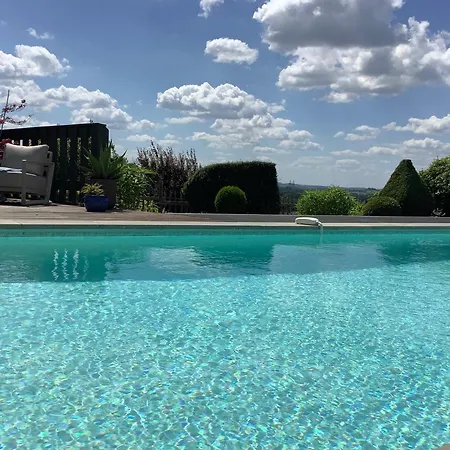 La Ferme Buissonniere Nocleg ze śniadaniem 3*