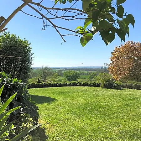 Couette-café La Ferme Buissonnière 3*