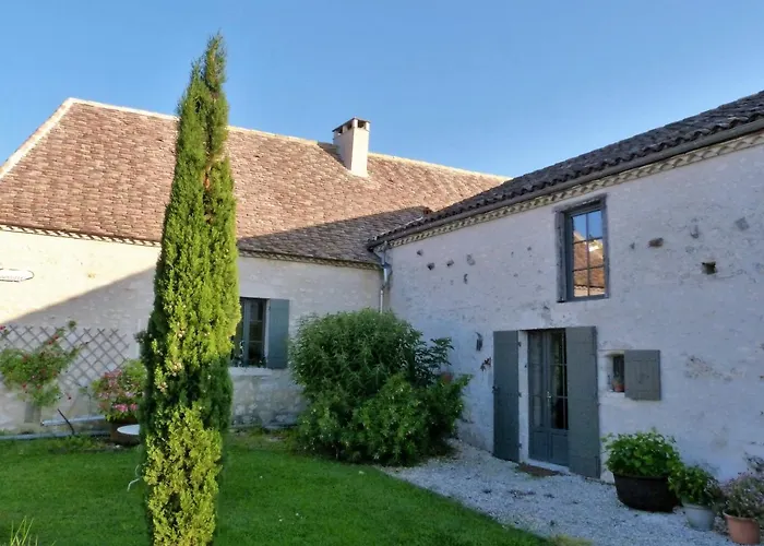 فندق مبيت وإفطار La Ferme Buissonniere Bardou