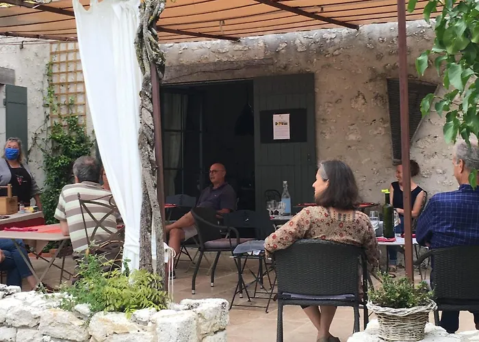 La Ferme Buissonniere 3*