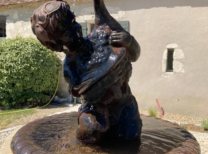 La Ferme Buissonniere Bed and Breakfast Bardou