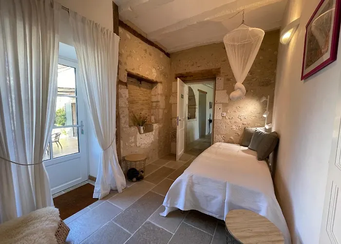 La Ferme Buissonniere فندق مبيت وإفطار Bardou