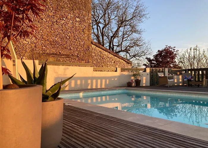 La Ferme Buissonniere Bed and Breakfast Bardou