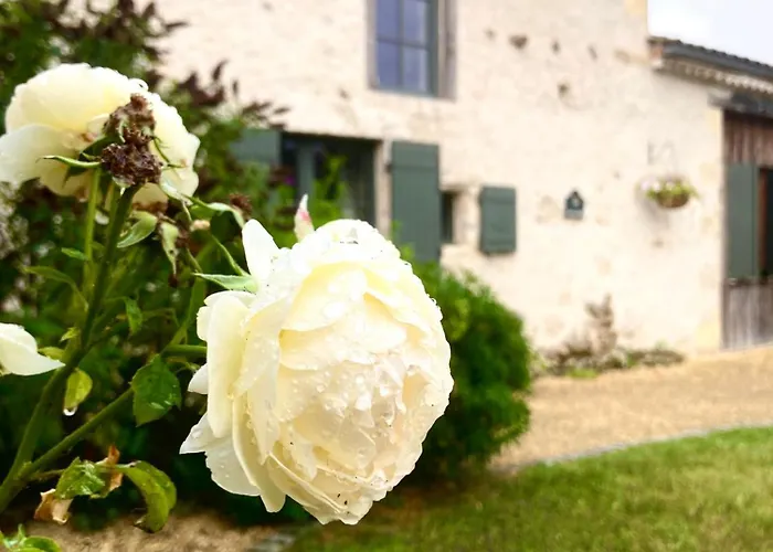 La Ferme Buissonniere فندق مبيت وإفطار 3*