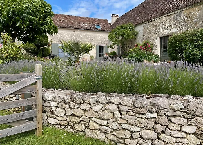 La Ferme Buissonniere